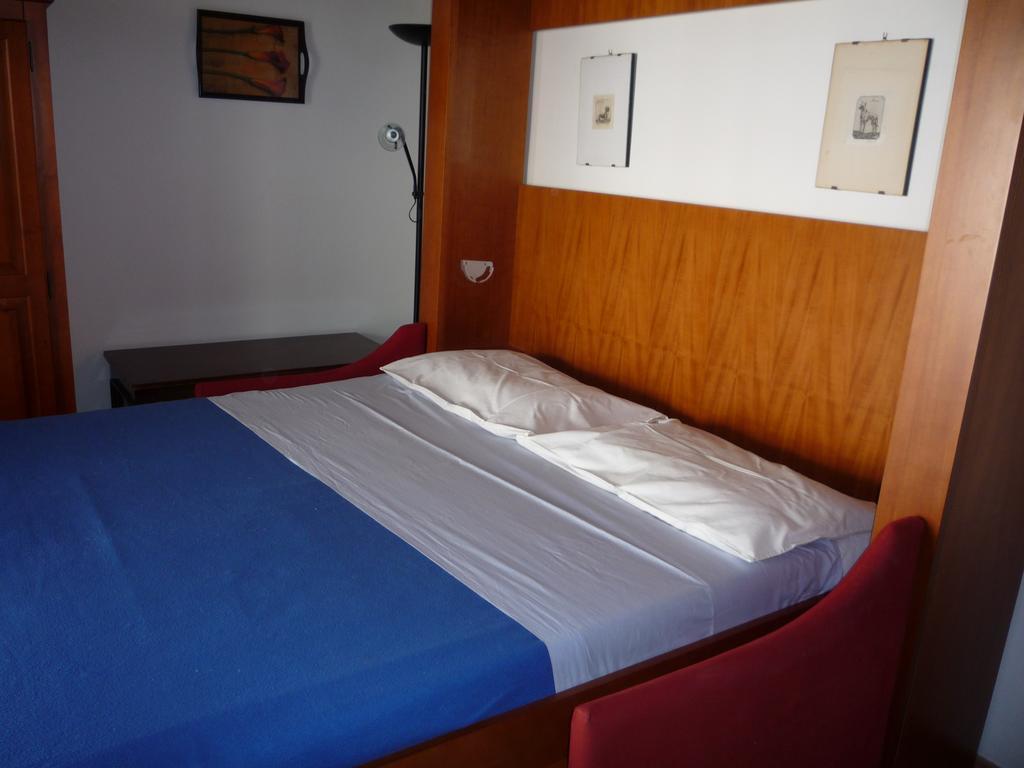 4Roomsrelax كاتانيا الغرفة الصورة